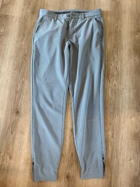 Men’s Primo gray golf jogger size 30